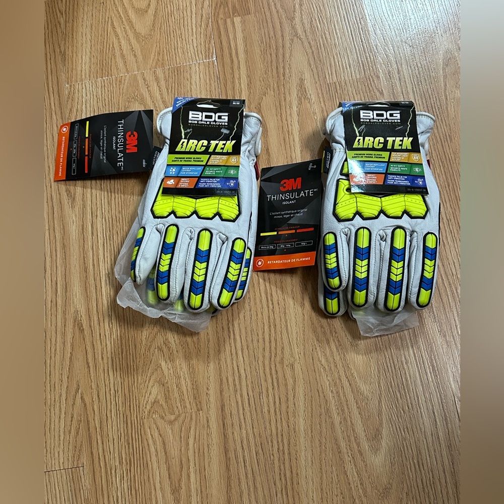 BDG ARC TEK Gloves with Blue and Yellow Accents